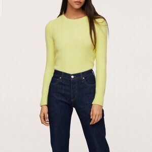 Fine-knit sweater. Mango